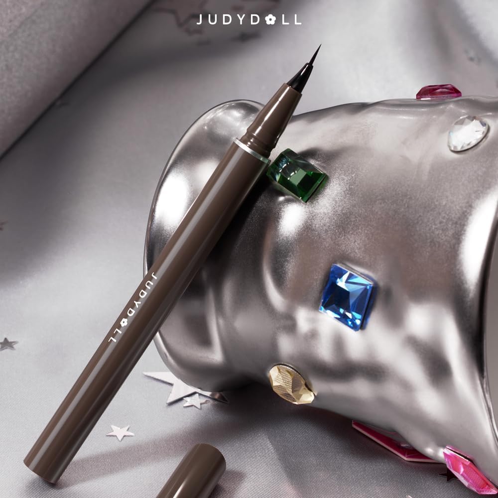 JUDYDOLL Ultra-Fine Eyeliner flexible brush tip