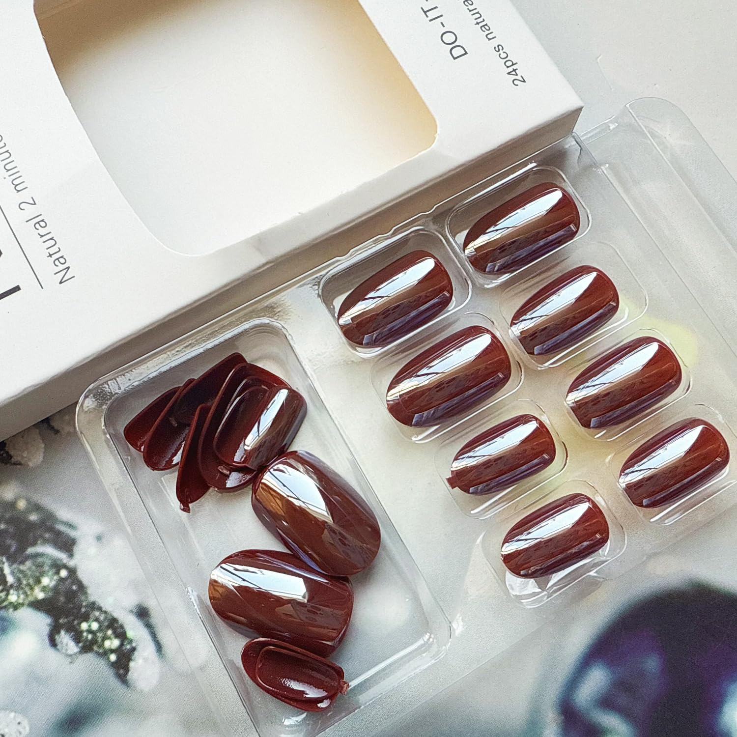 reusable packaging for juggssa coffee brown nails