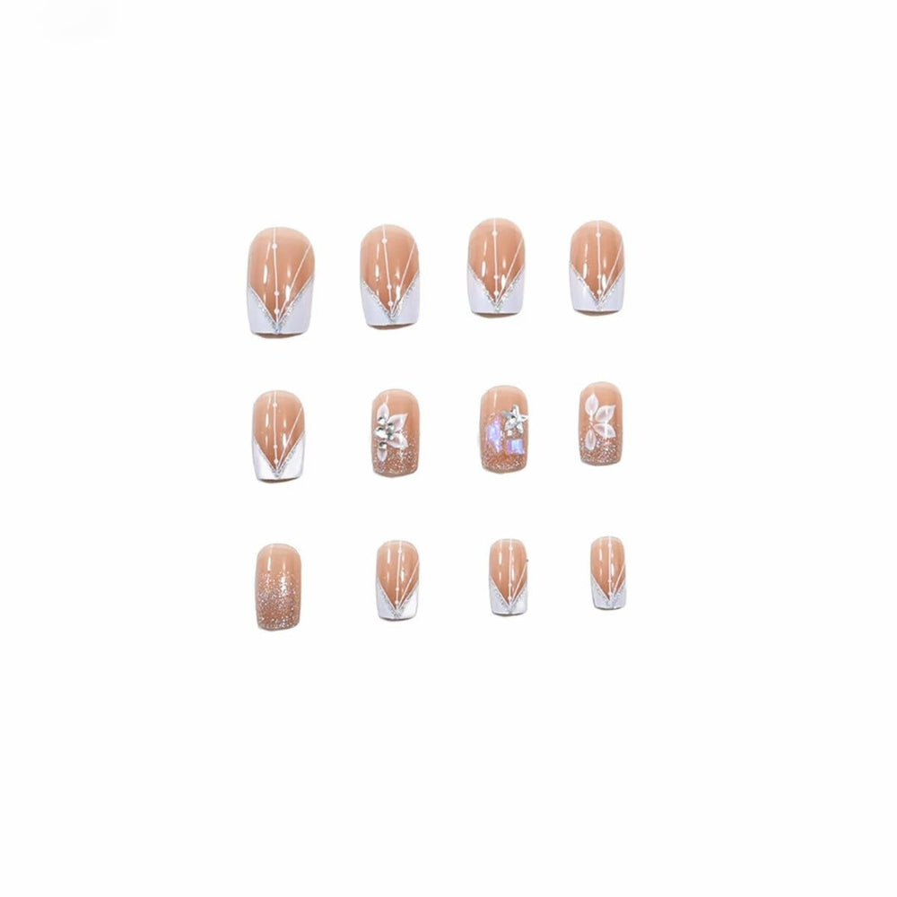 Juggssa easy-application nails enable a seamless DIY manicure at home