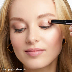 Julep Eyeshadow 101 Duo compact close-up shows smooth cream-to-powder texture