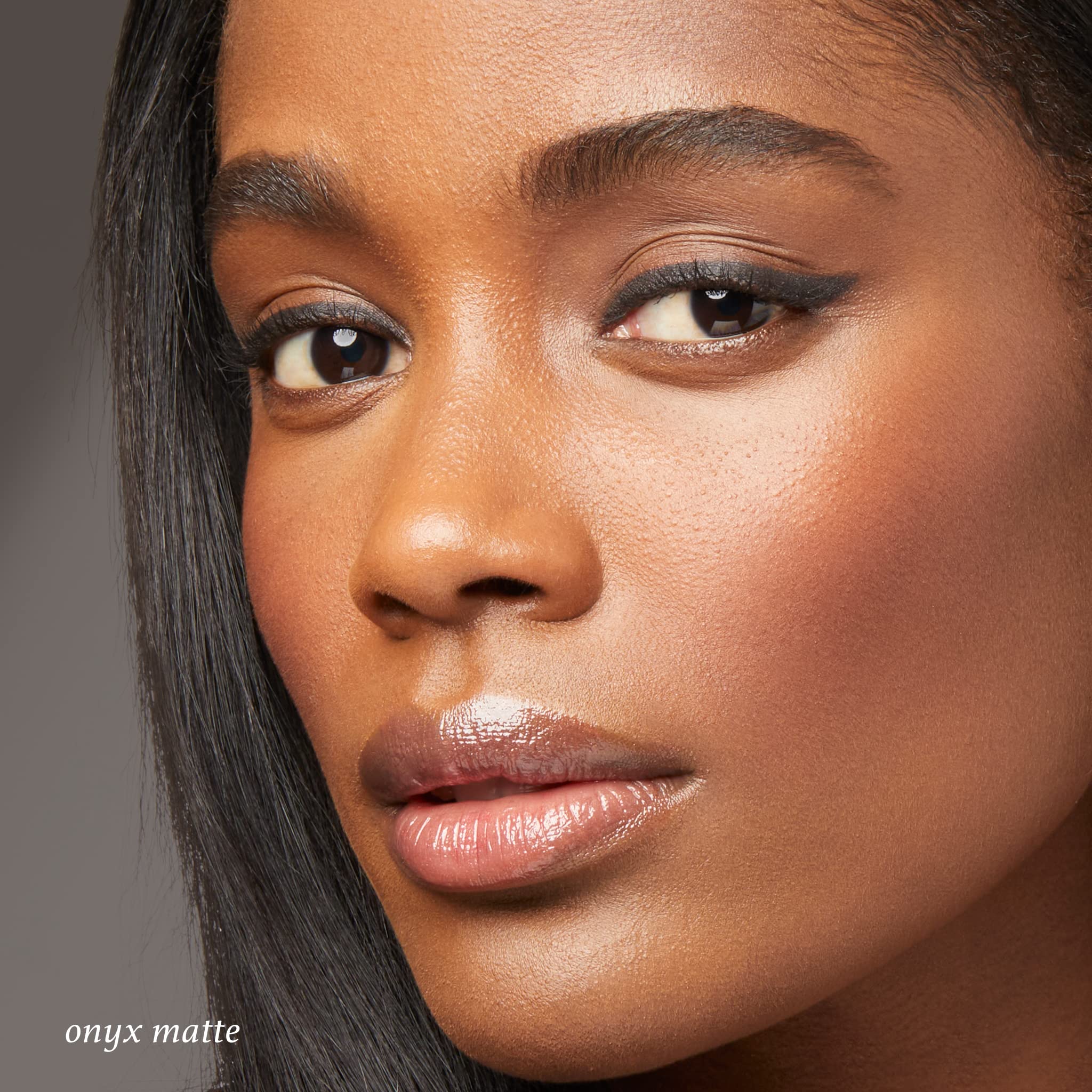 Julep Eyeshadow 101 Galaxy Grey Metallic adds edgy depth and shine