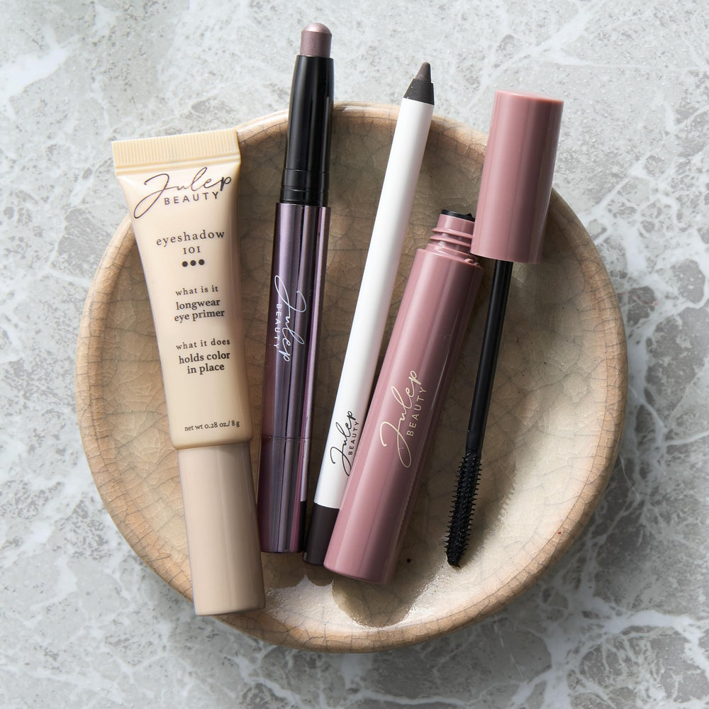 Julep Eyeshadow 101 no brush needed for easy application