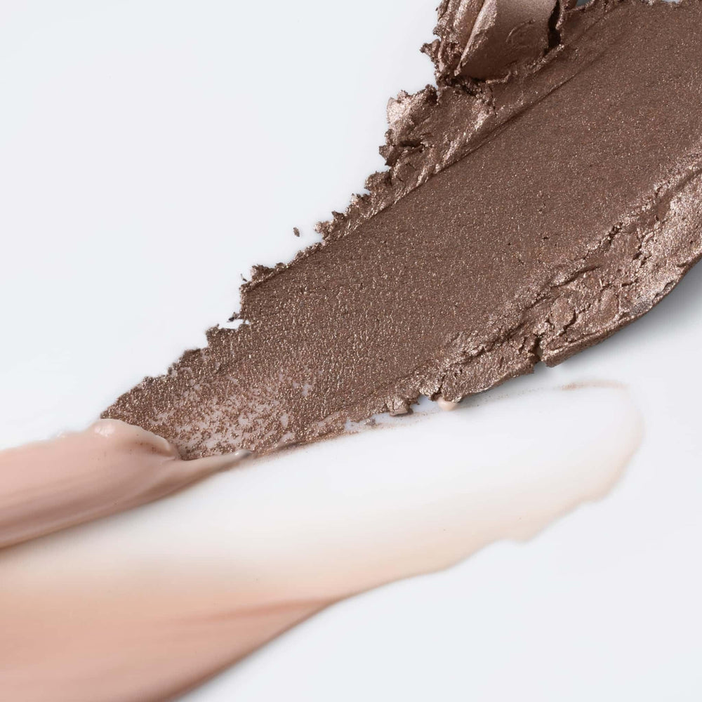 Julep It's Locked helps eye makeup stay in place for a polished, long-lasting look.
