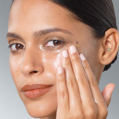 Julep makeup remover swatches demonstrate gentle cleansing