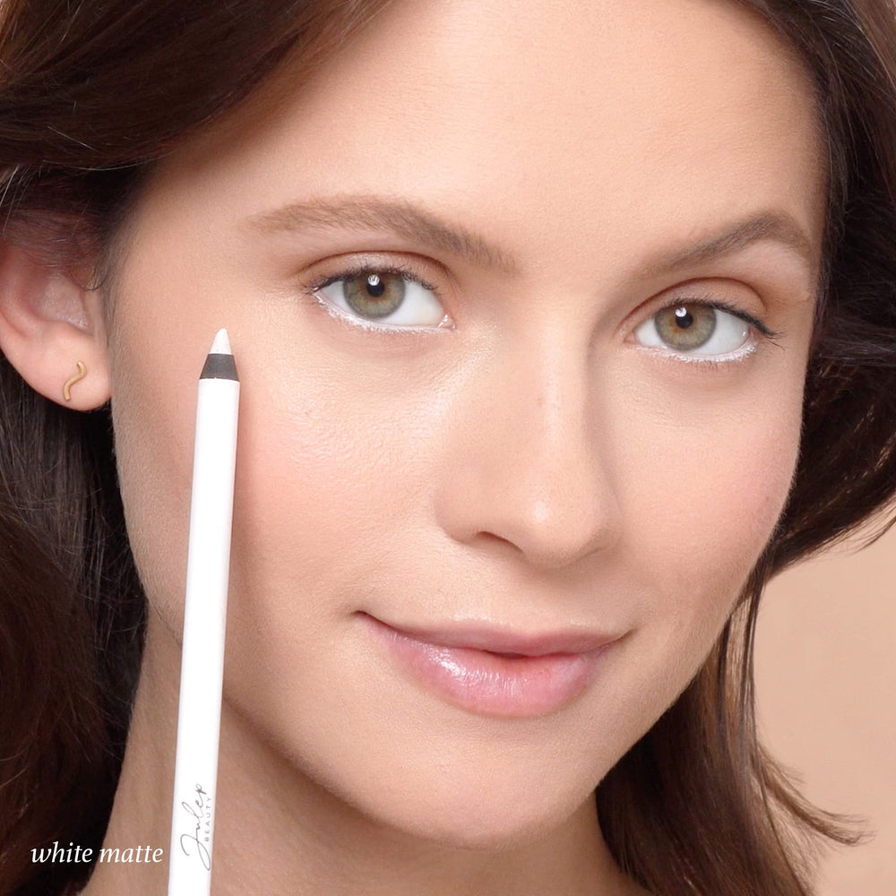 Julep When Pencil Met Gel waterline-safe formula for delicate eyes and sure definition.