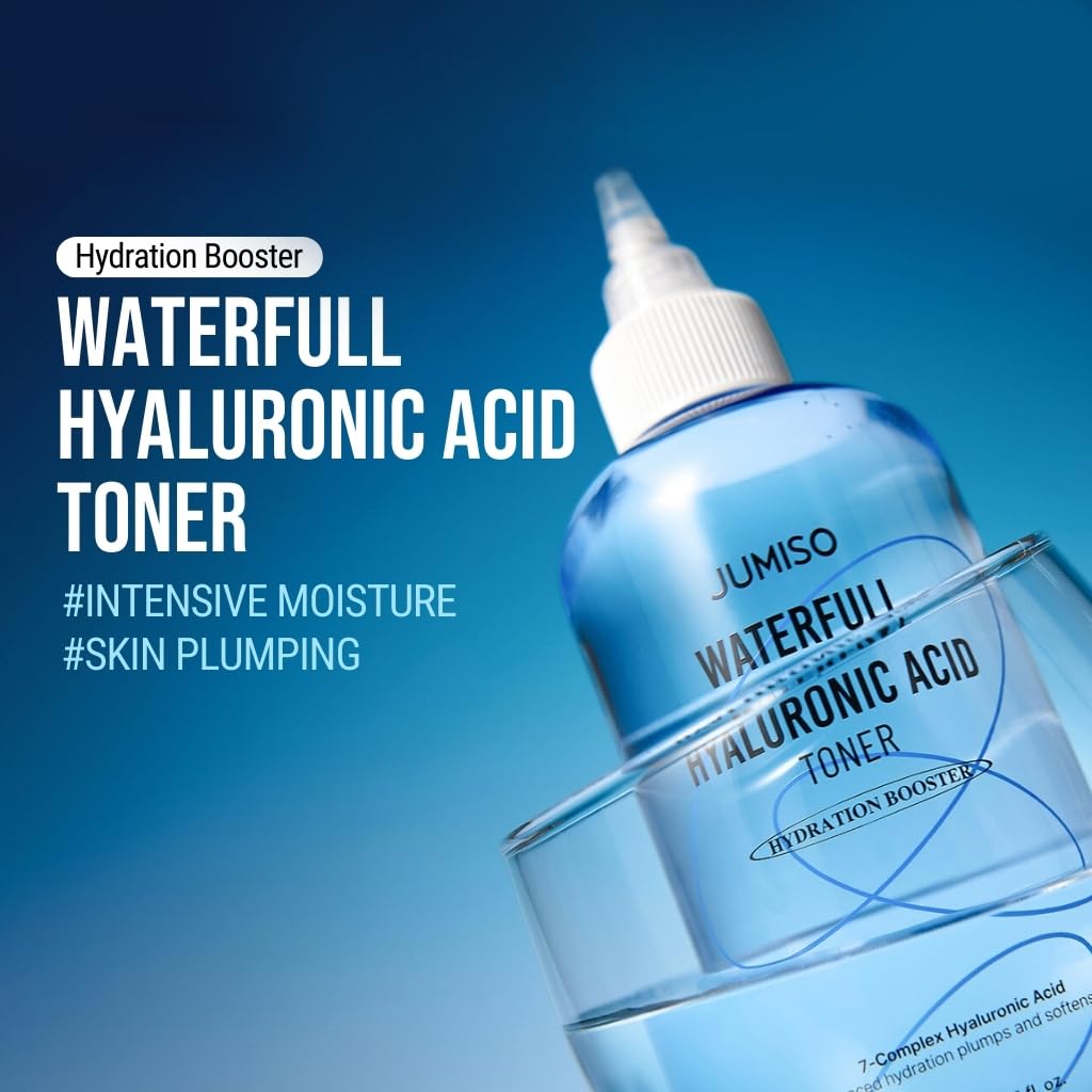 JUMISO Waterfull Hyaluronic Toner pump close-up highlighting fast absorbing hydration.