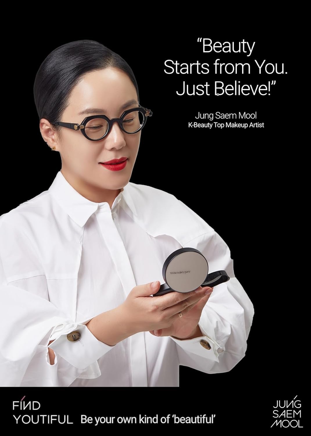 JUNG SAEM MOOL Essential Skin Nuder Cushion application tool for seamless blending