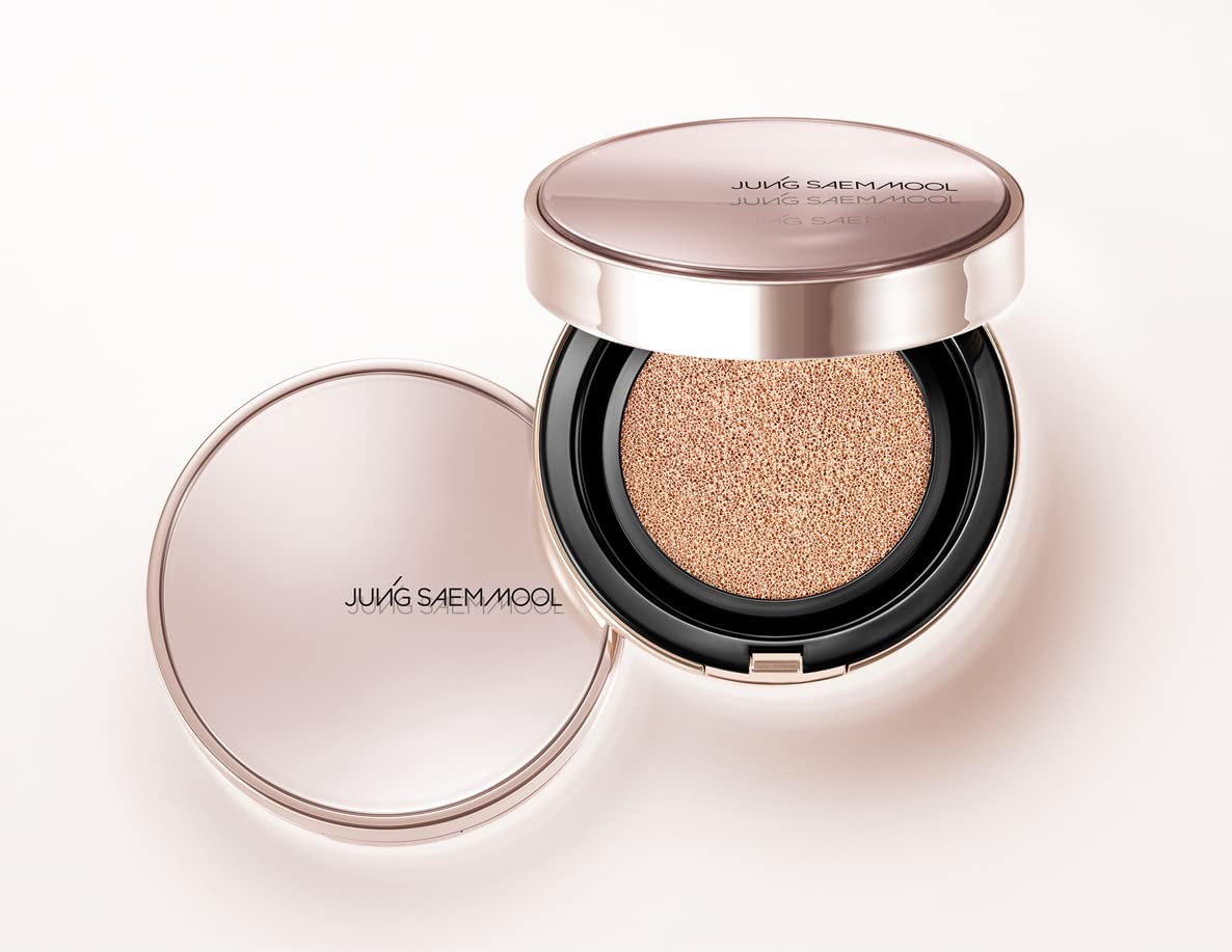 Jung Saem Mool Masterclass Radiant Cushion Vanila N2 sponge application for controlled coverage