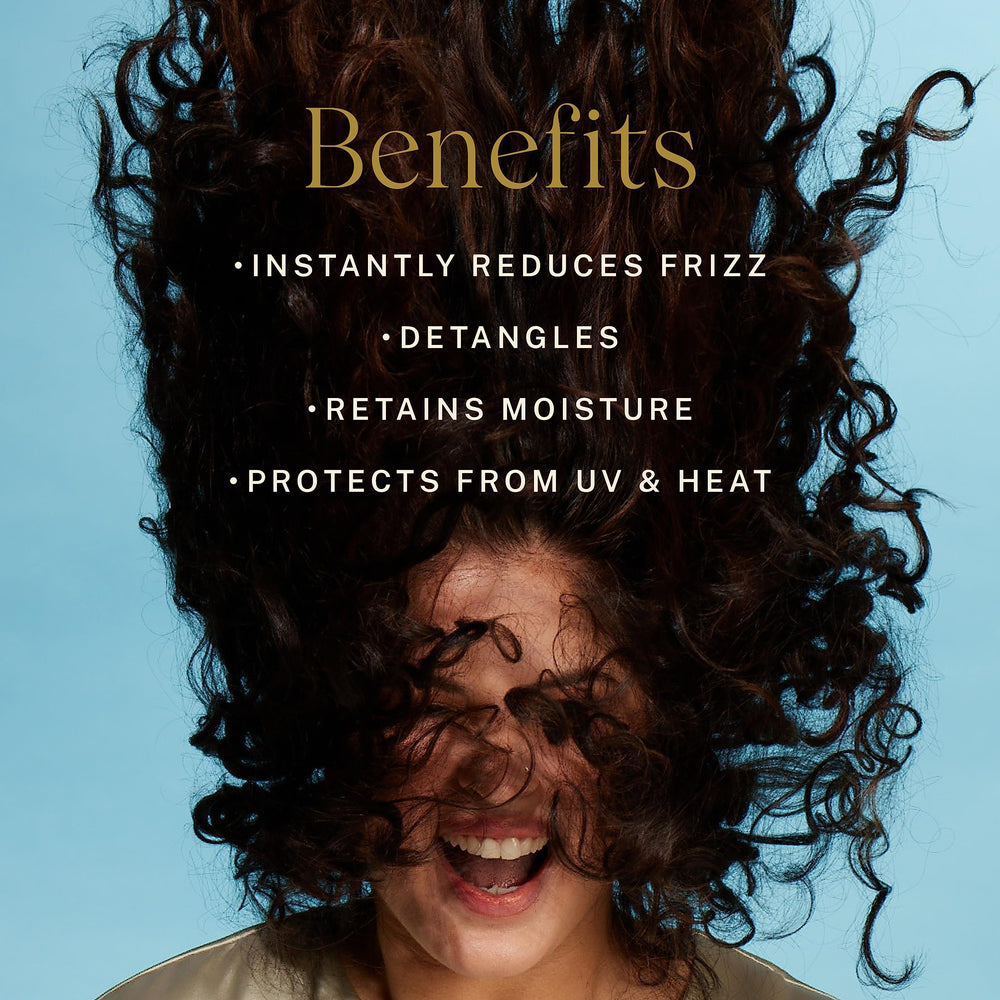 JVN Complete Leave-In Conditioning Mist mist spray showing even application for detangling.