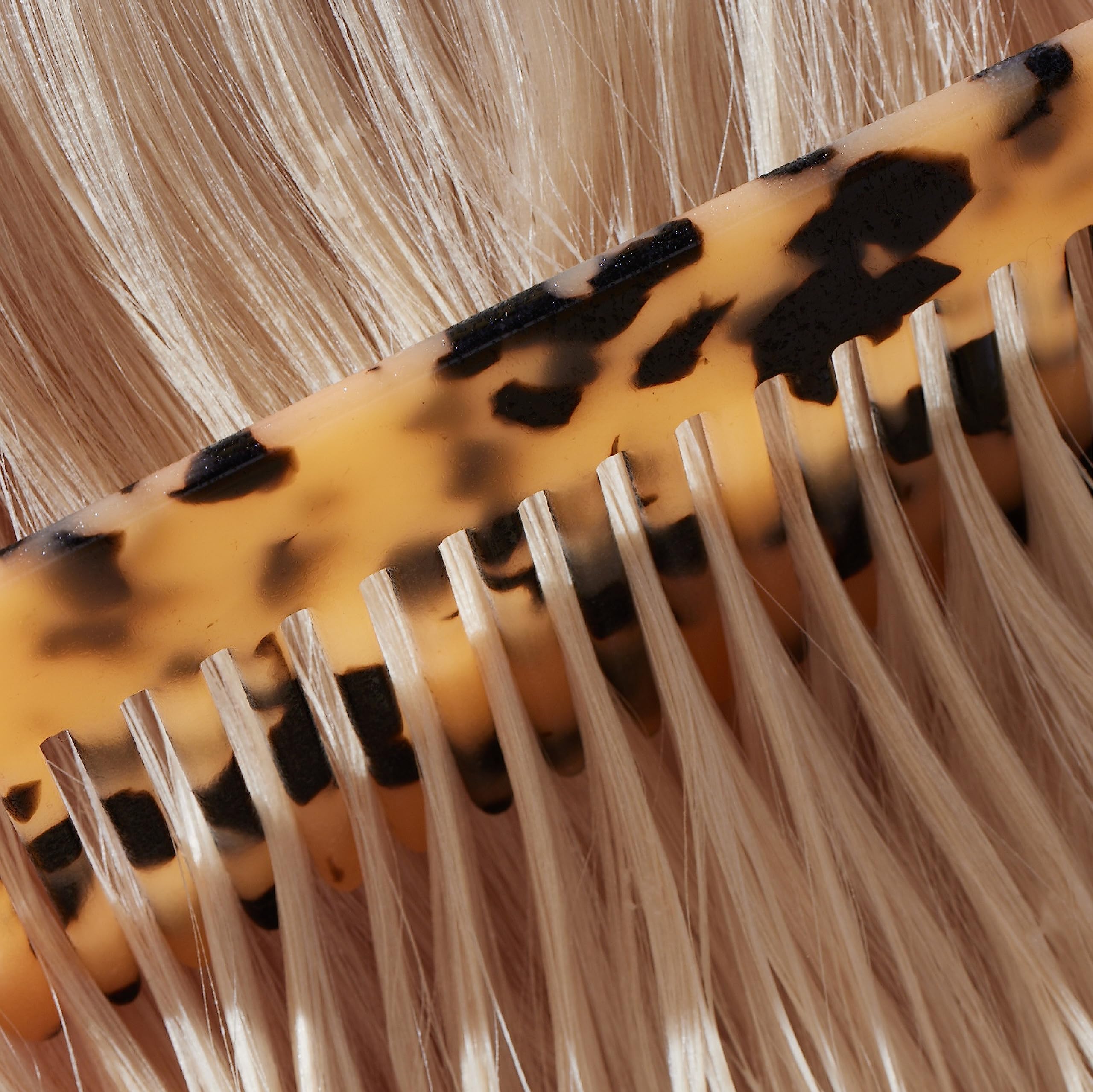 JVN Day-two hair refresh spray demonstrates quick revival.