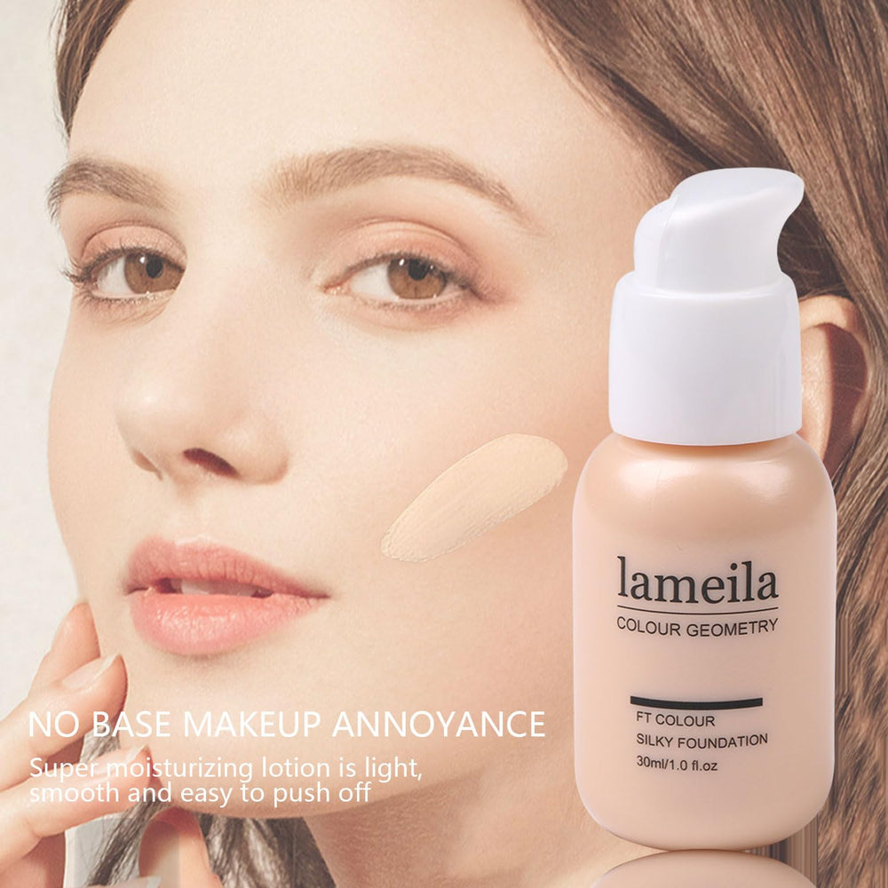 KARUIZI foundation provides a smooth base for natural-looking coverage.