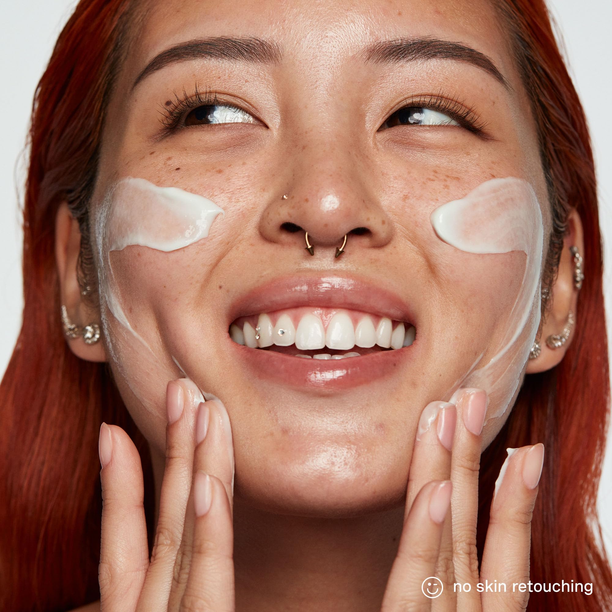 Travel-friendly kit packaging shown for easy skincare on the go.