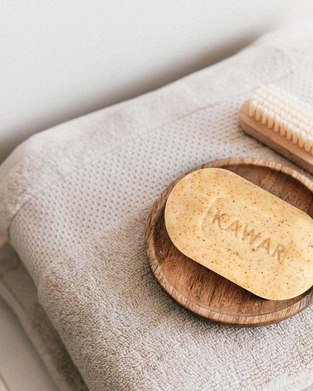 KAWAR brand logo on packaging emphasizes trusted skincare since 1989.