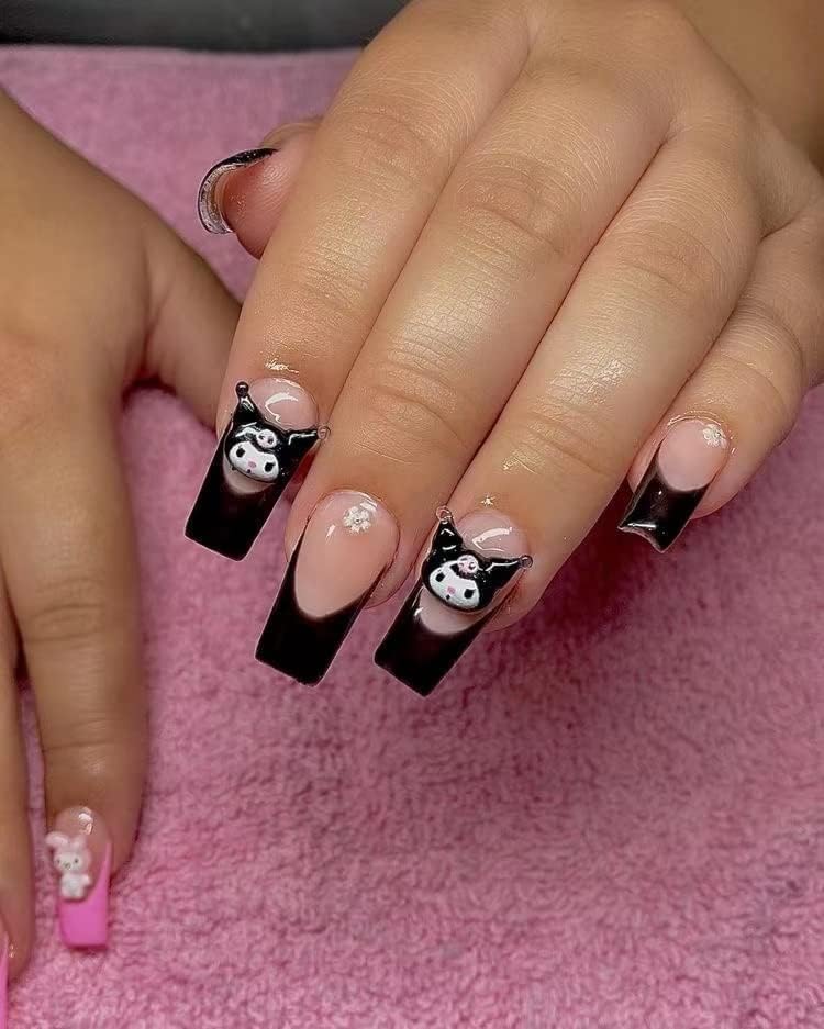 Kelbbo size reference shows 0.3–0.4 inch charms for precise nail art.