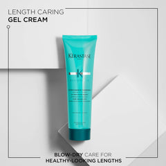 KERASTASE Extentioniste Thermique application demonstrates quarter-sized amount for mid-lengths.