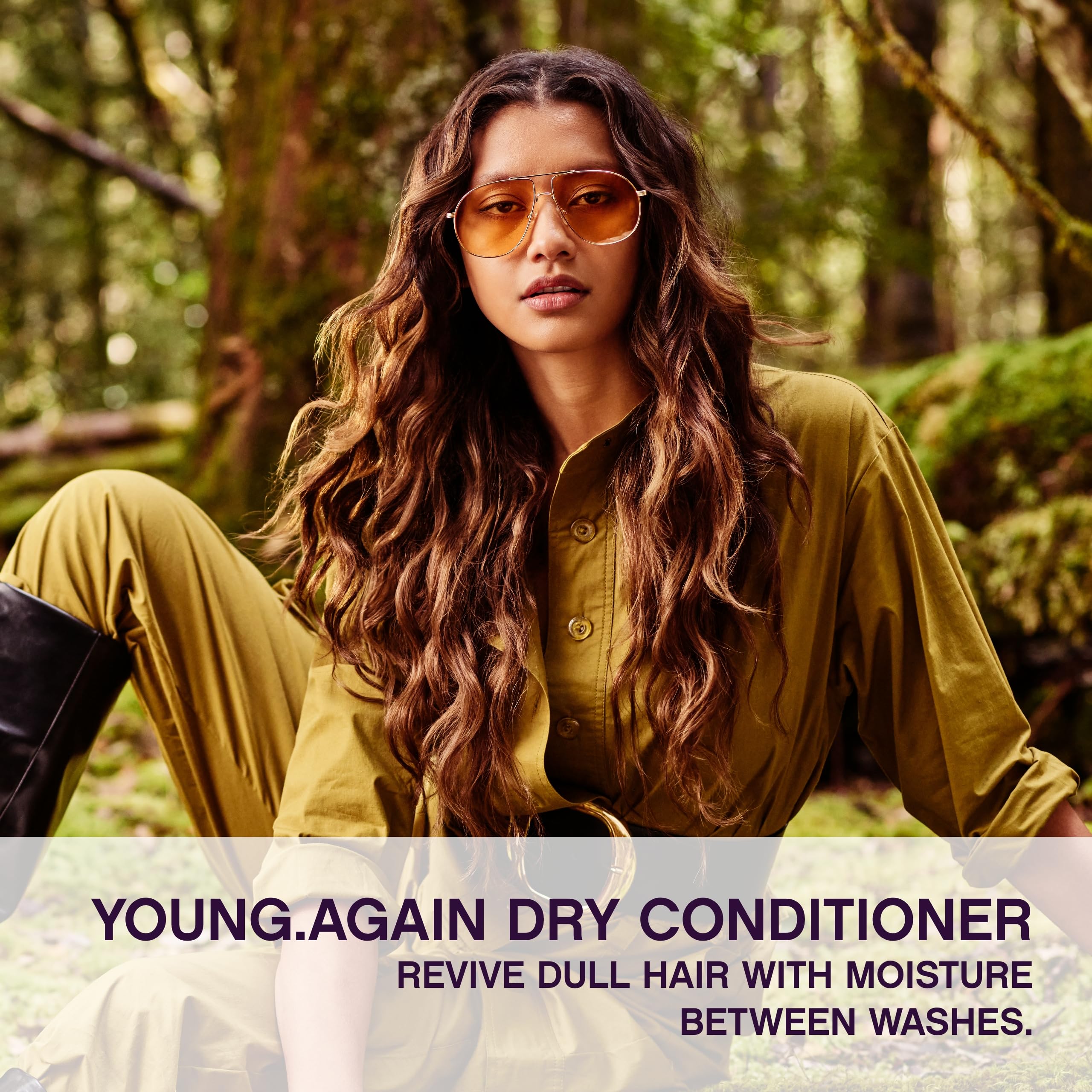 KEVIN.MURPHY Young.Again spray-mist enables even application and detangling.