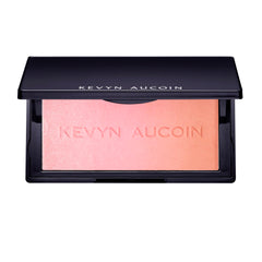 Kevyn Aucoin The Neo-Blush Pink Sand trio palette shows soft pink to peach hues for customization