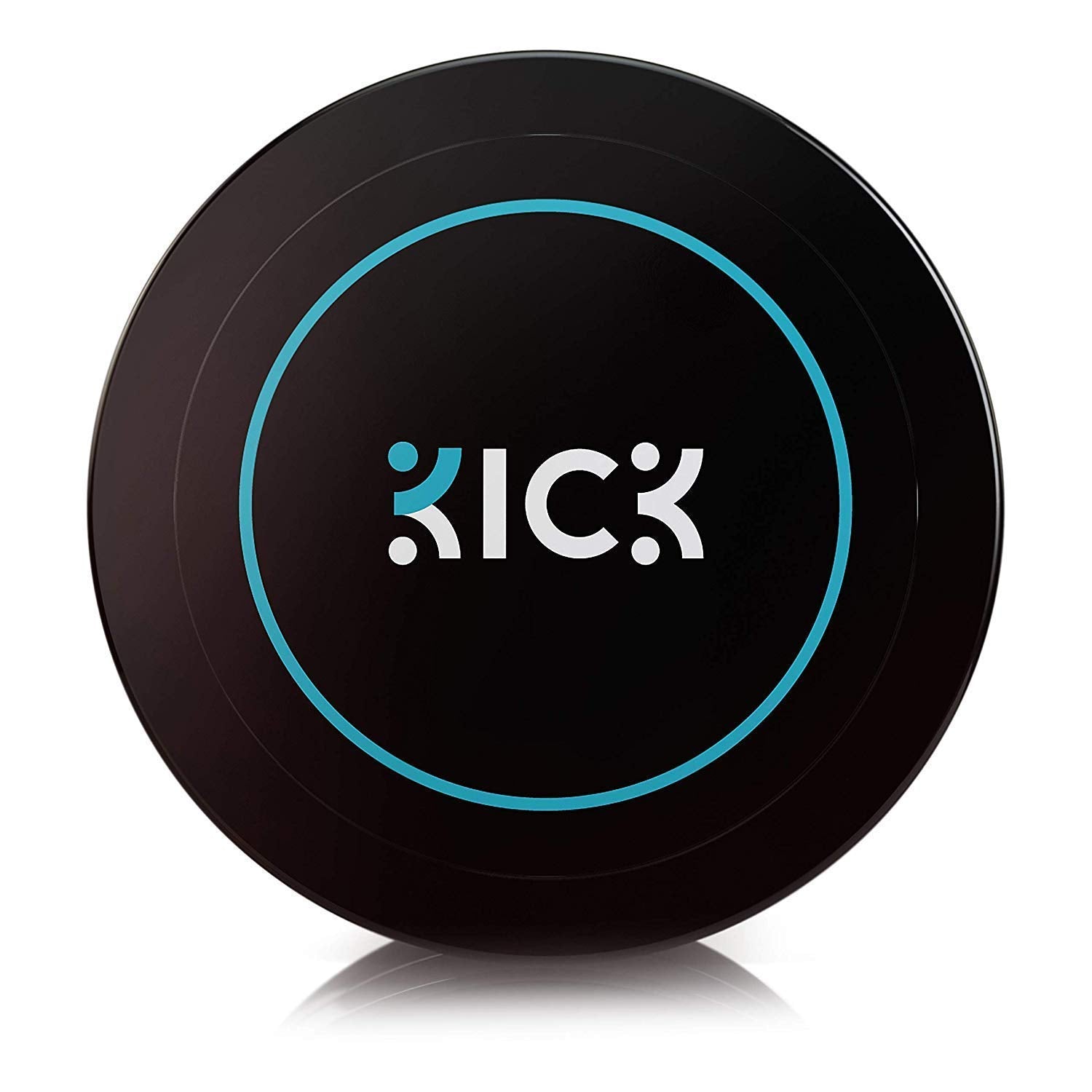 Kick Active hair cream texture reveals a semi-matte finish and natural look.