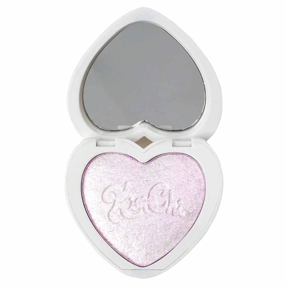 Kimchi Chic Pearl Gone Wild Highlighter pressed compact highlights cheeks with a pearlescent glow