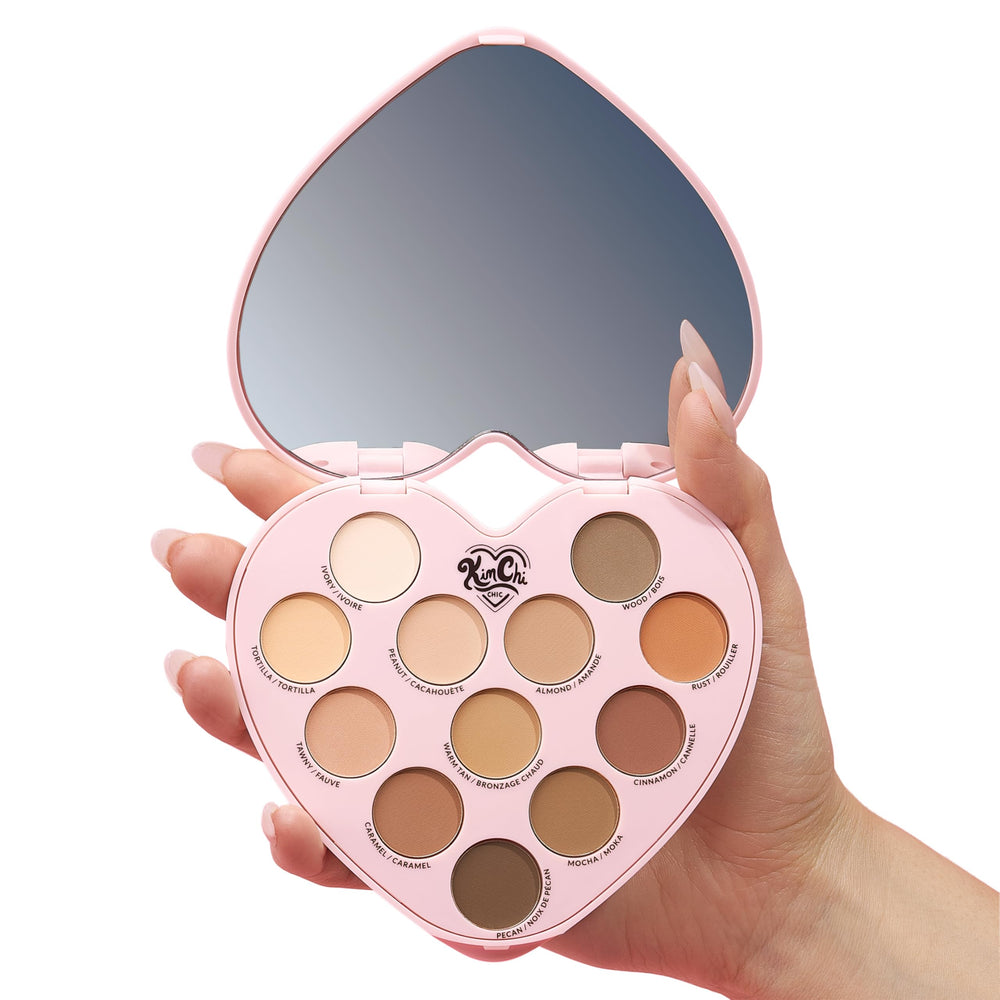 Lid-centric shades create luminous center accents with KimChiChic palette