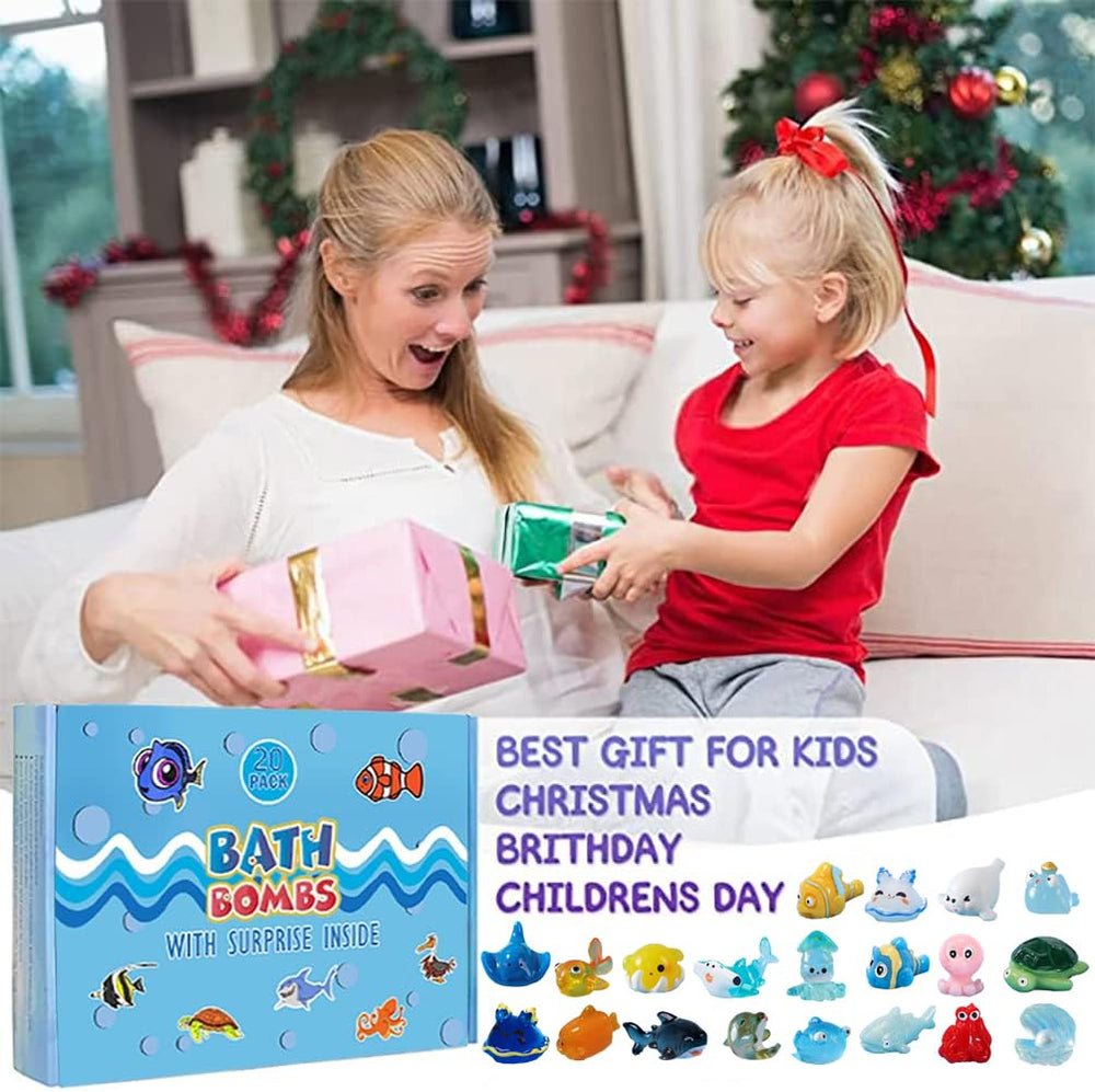 Kims CosiArt ocean animal surprises delight kids during bath.