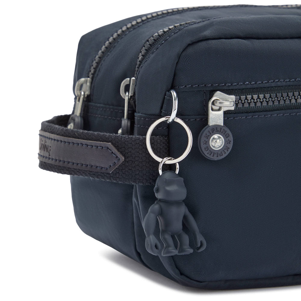 Kipling Agot toiletry bag lightweight design for travel at 0.55 lbs