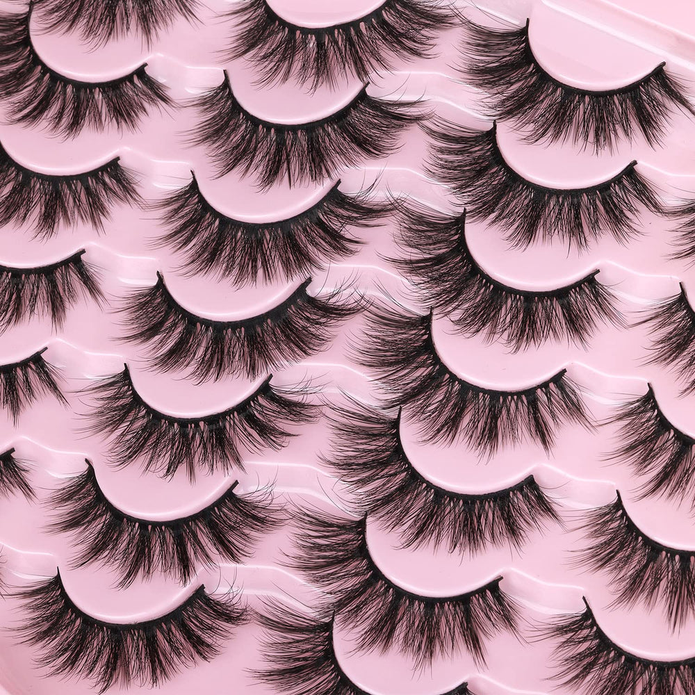 Kiromiro Eyelashes Cat Eye Design enhances eye shape with evening flair.