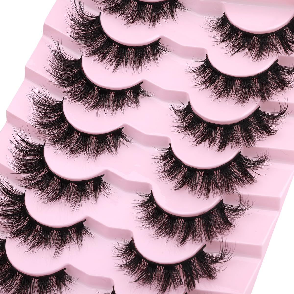 Kiromiro handmade 3D faux mink lashes provide durable volume and natural appeal.