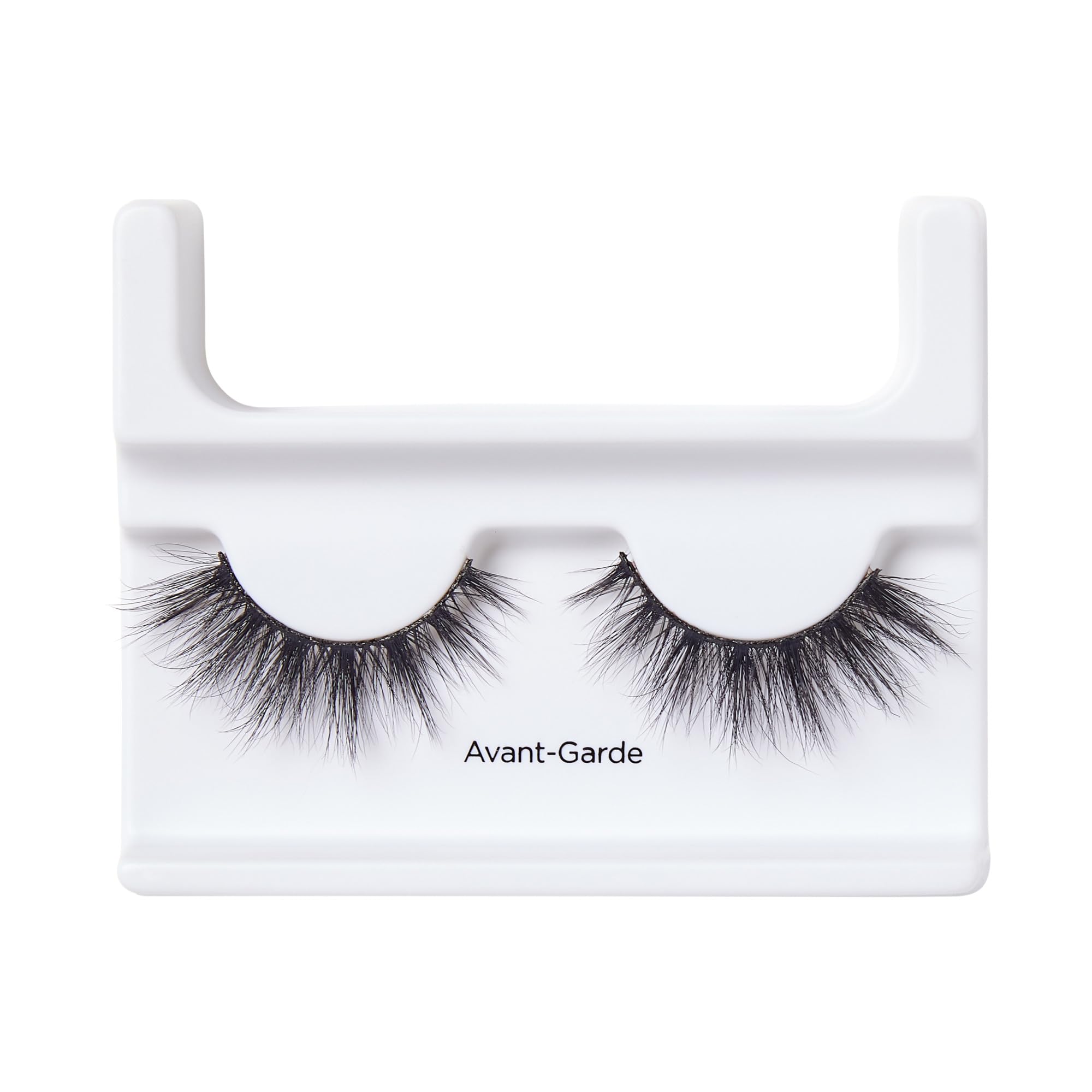 KISS Masterpiece Soft glossy fibers for polished glamour