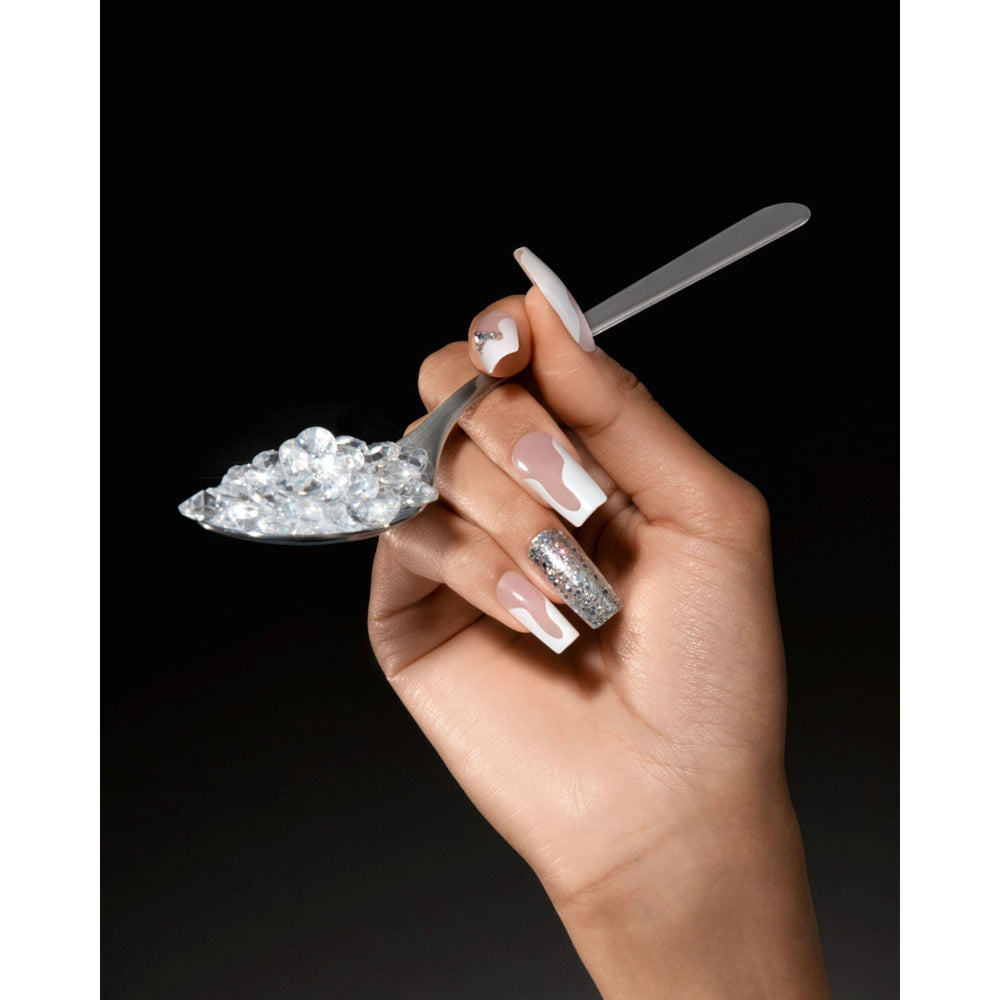 KISS Premium Classy Nails offer up to seven days of wear for busy weeks.