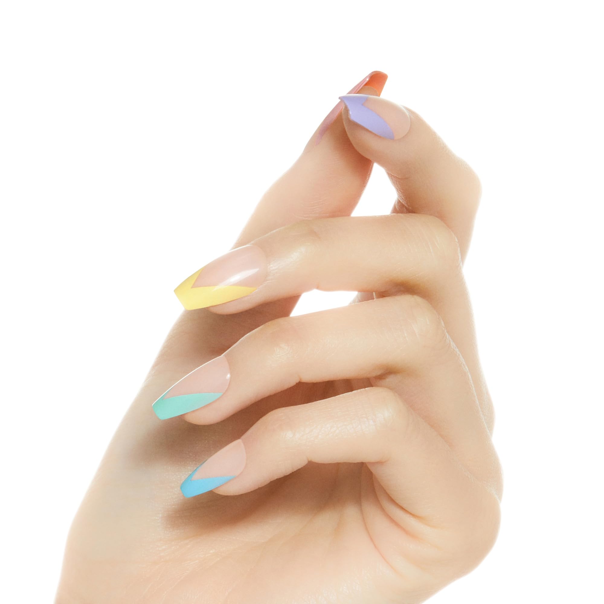 KISS Voguish Fantasy Candies nails can last with gel shine and water resistance