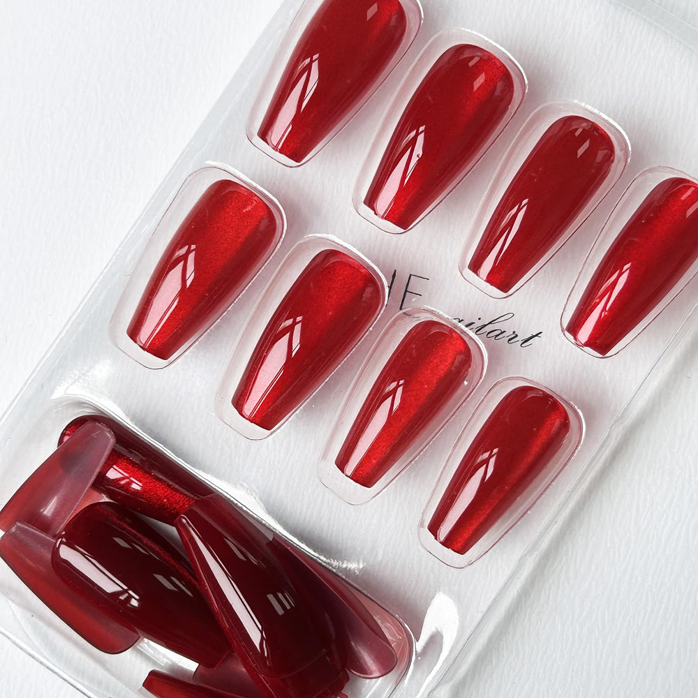 KKUUOO nail file and tools aid quick shaping and prep.