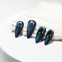 KKUUOO Gradient glitter nails with iridescent sheen for festive flair.