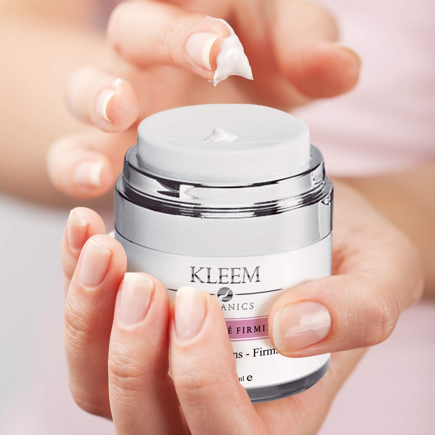 Kleem Organics lightweight face neck cream being absorbed quickly on skin.