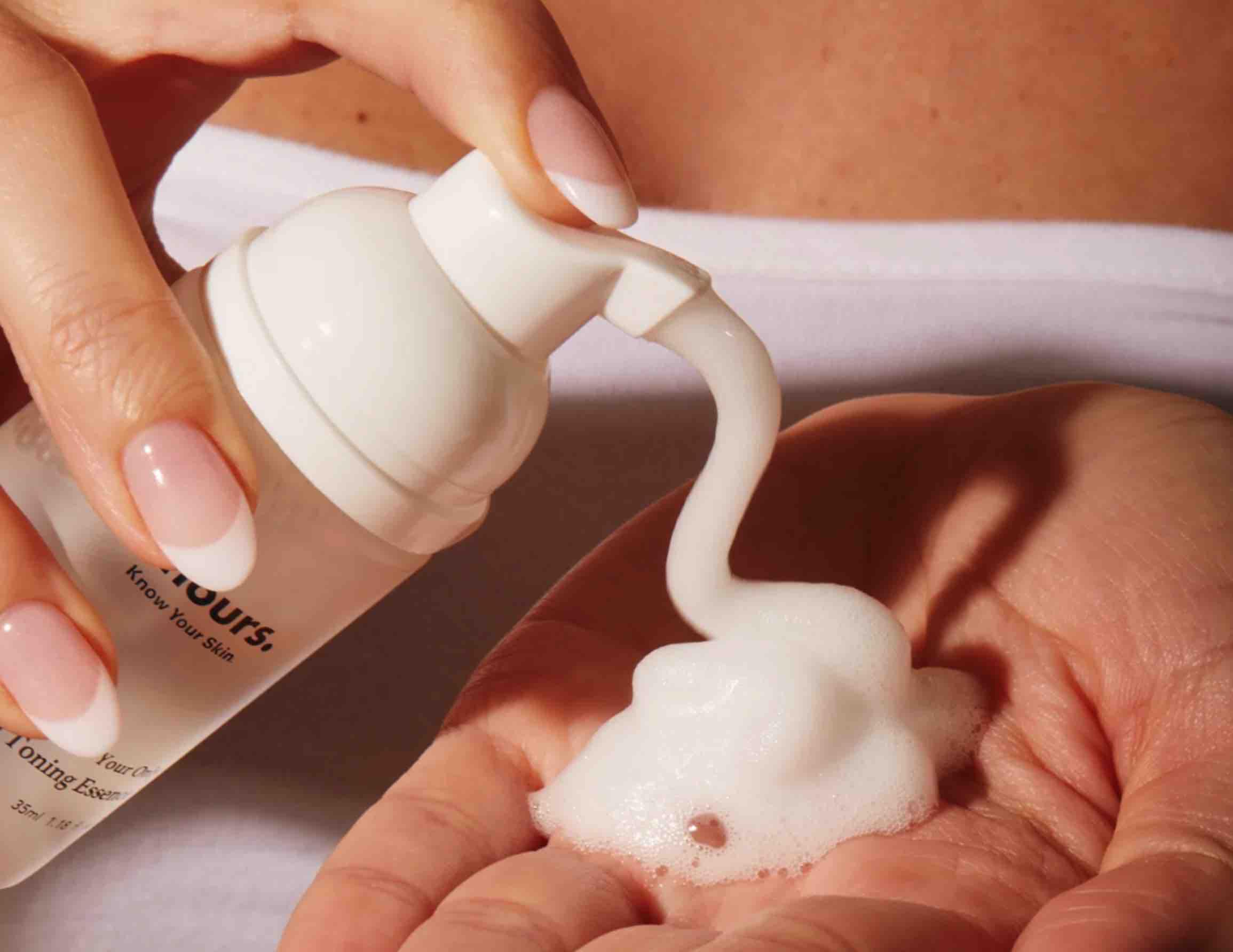 Knours formula suitable for all skin types as a daily option