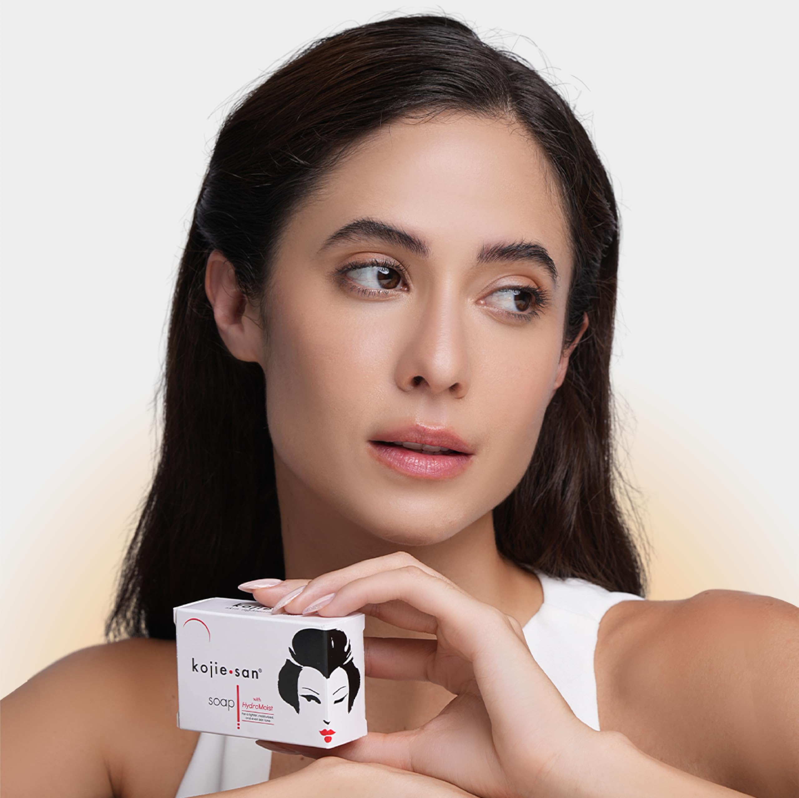 Kojie San three-bars packaging display showcases value pack