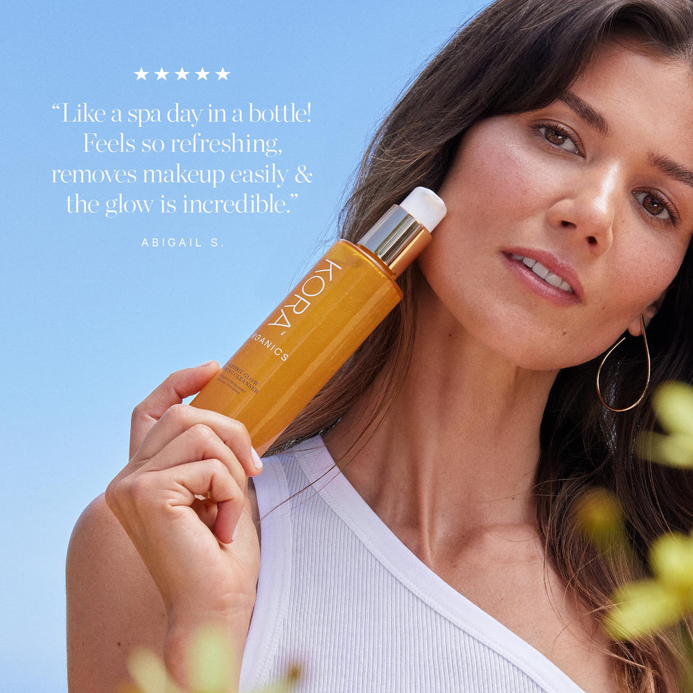 Massage 3-5 pumps over the face, neck, and décolletage for a Korean-inspired cleanse.
