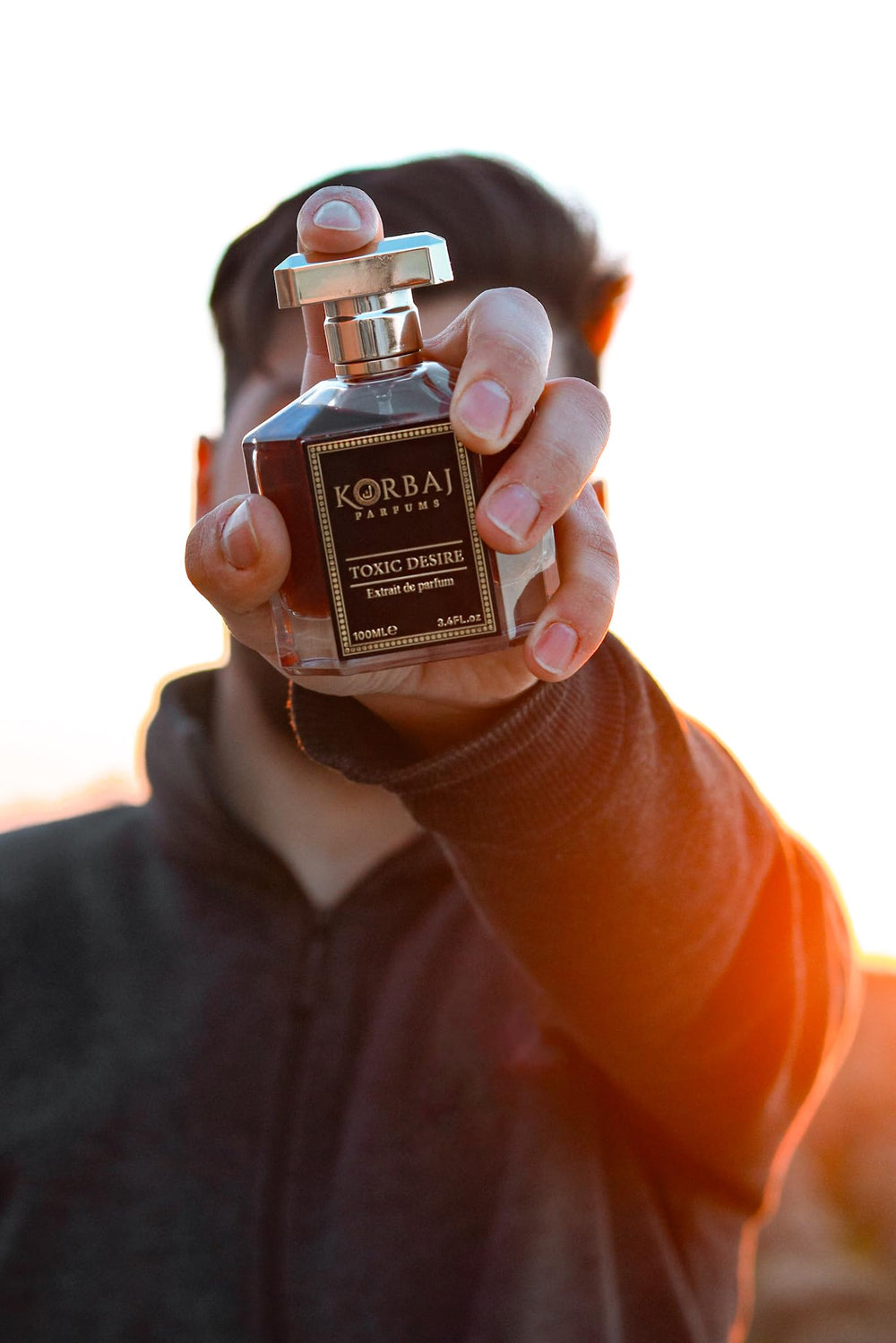 KORBAJ PARFUMS Toxic Desire note map highlighting cognac and oak