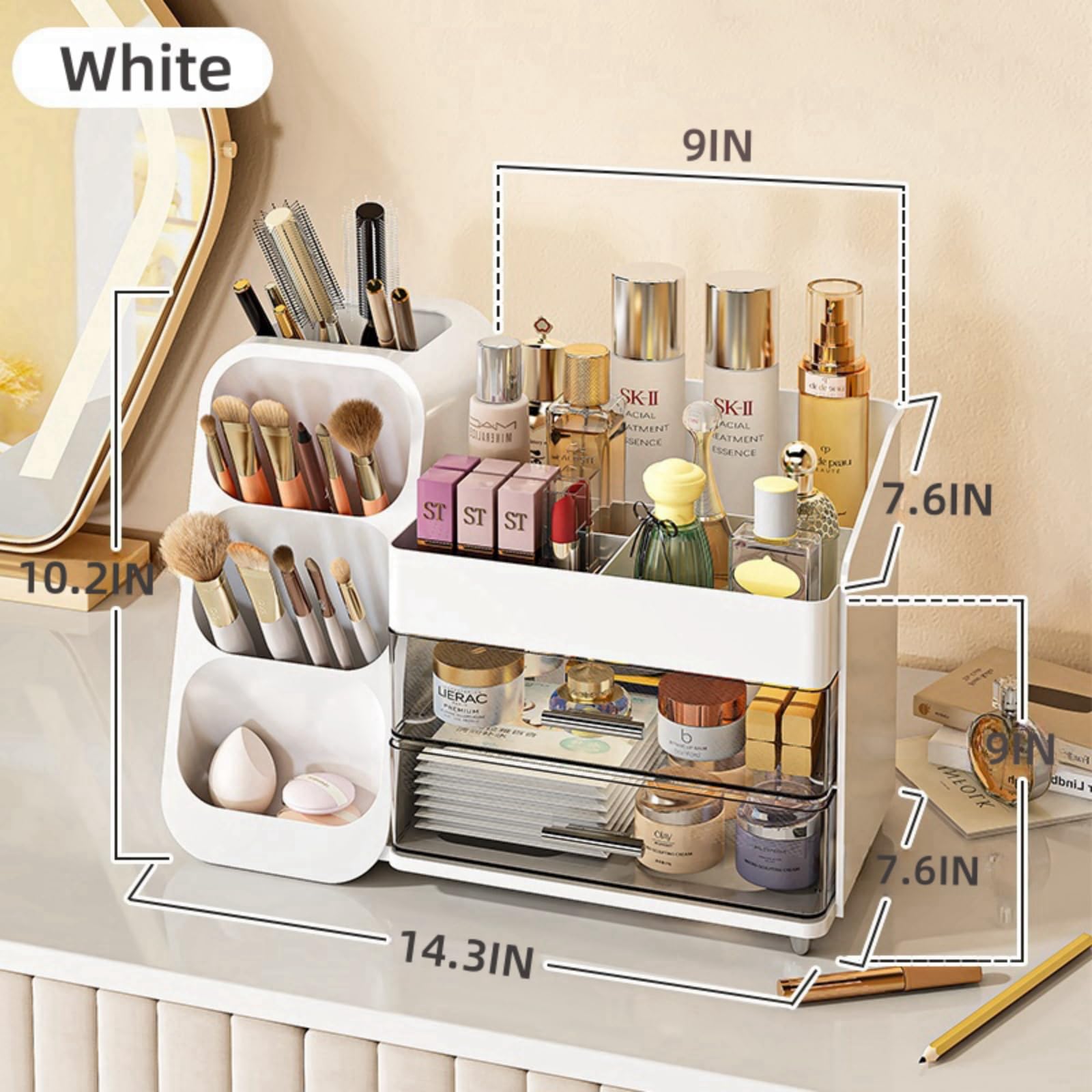 KQJS lipsticks and eyeshadows fit neatly in separate compartments