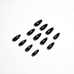 KQueenest All Black nails on hand demonstrating natural slim fit and comfort