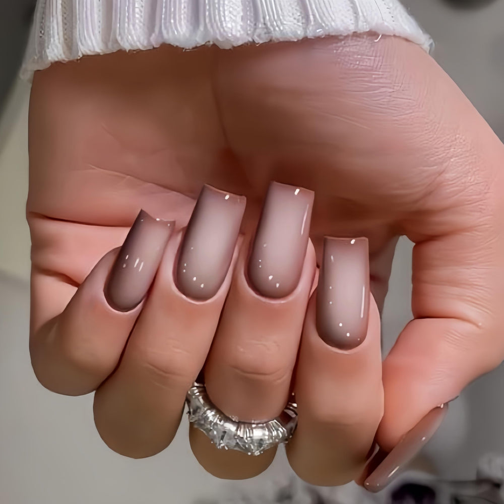 KQueenest glue-on nails easy to apply with durable wear