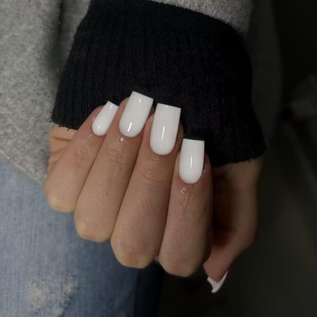 KQueenest glue-on nails in classic white for quick, long-lasting at-home manicure.