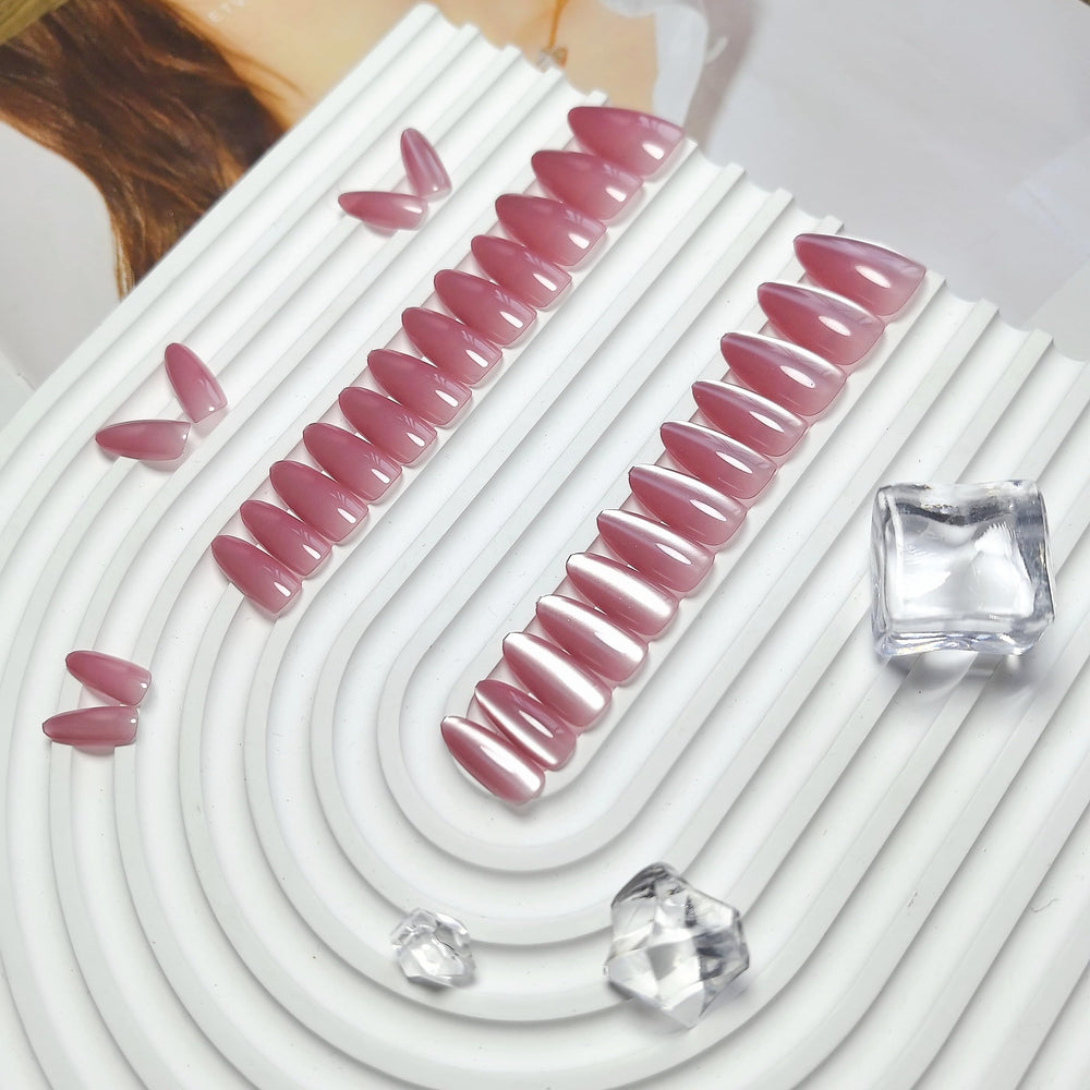 KQueenest press-on nails kit contents for quick at-home manicure