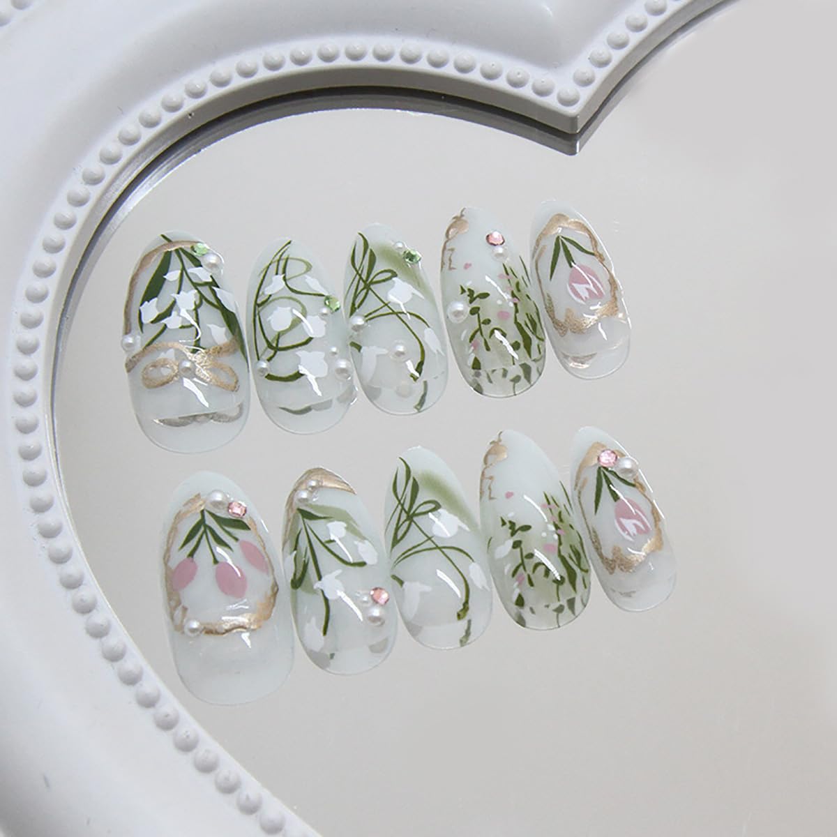KRTBKR 3D pearl rhinestones add subtle sparkle for special occasions.