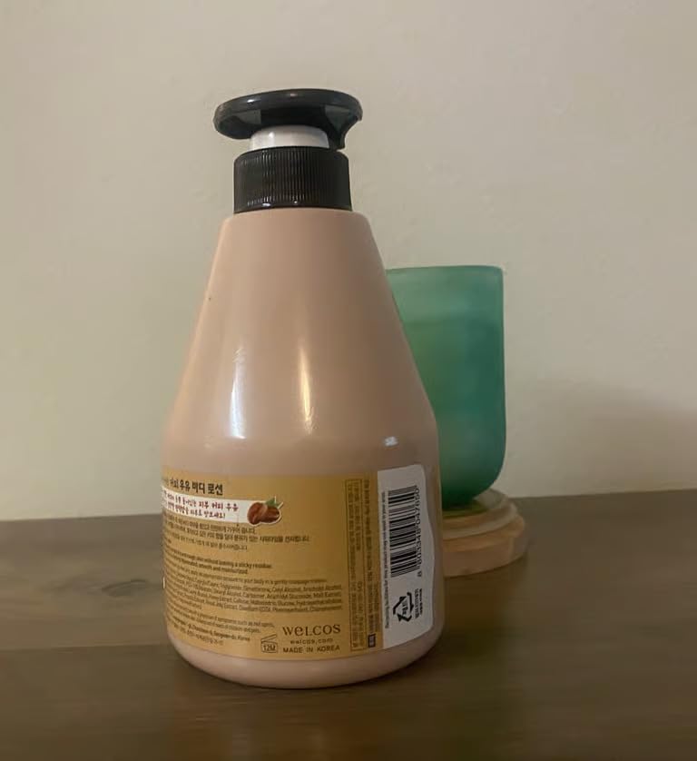 Kwailnara coffee extract and milk proteins nourishing skin visual