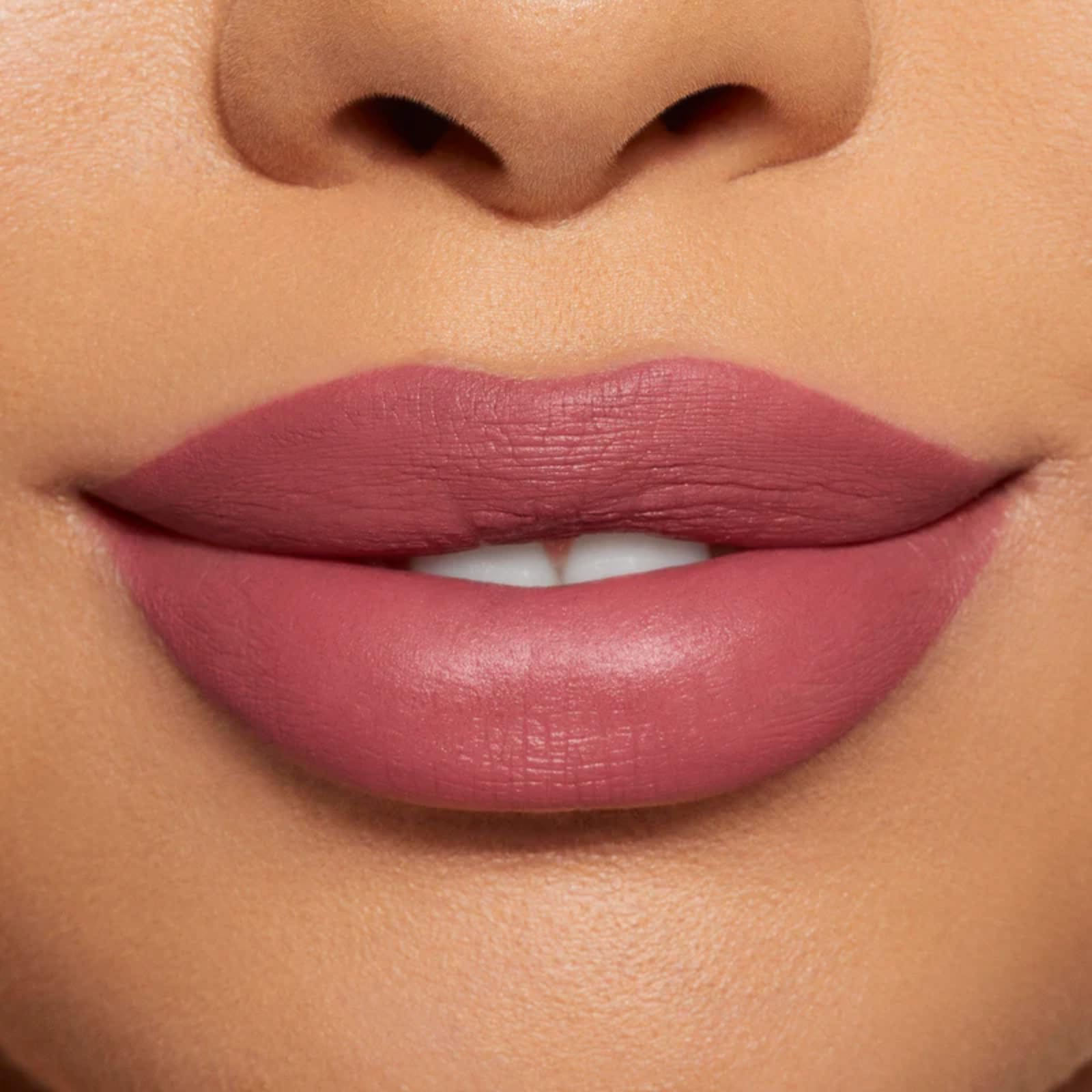 Kylie Cosmetics Posie K duo set with velvet lipstick and liner for versatile looks.