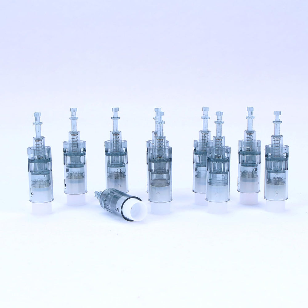 KYRFNCE 16-pin microneedling cartridge packaging ready for home use.