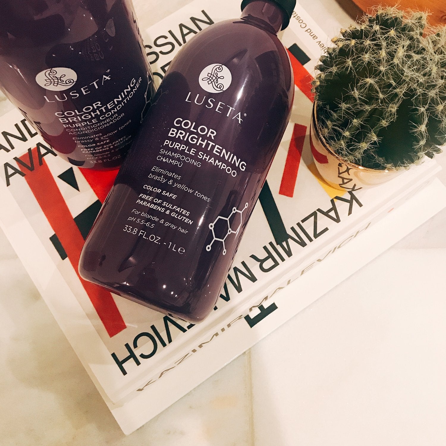 L LUSETA coconut oil ingredient badge highlights natural moisture boost.