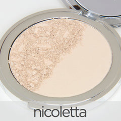 La Bella Donna Nicoletta compact mirror closed for portable coverage