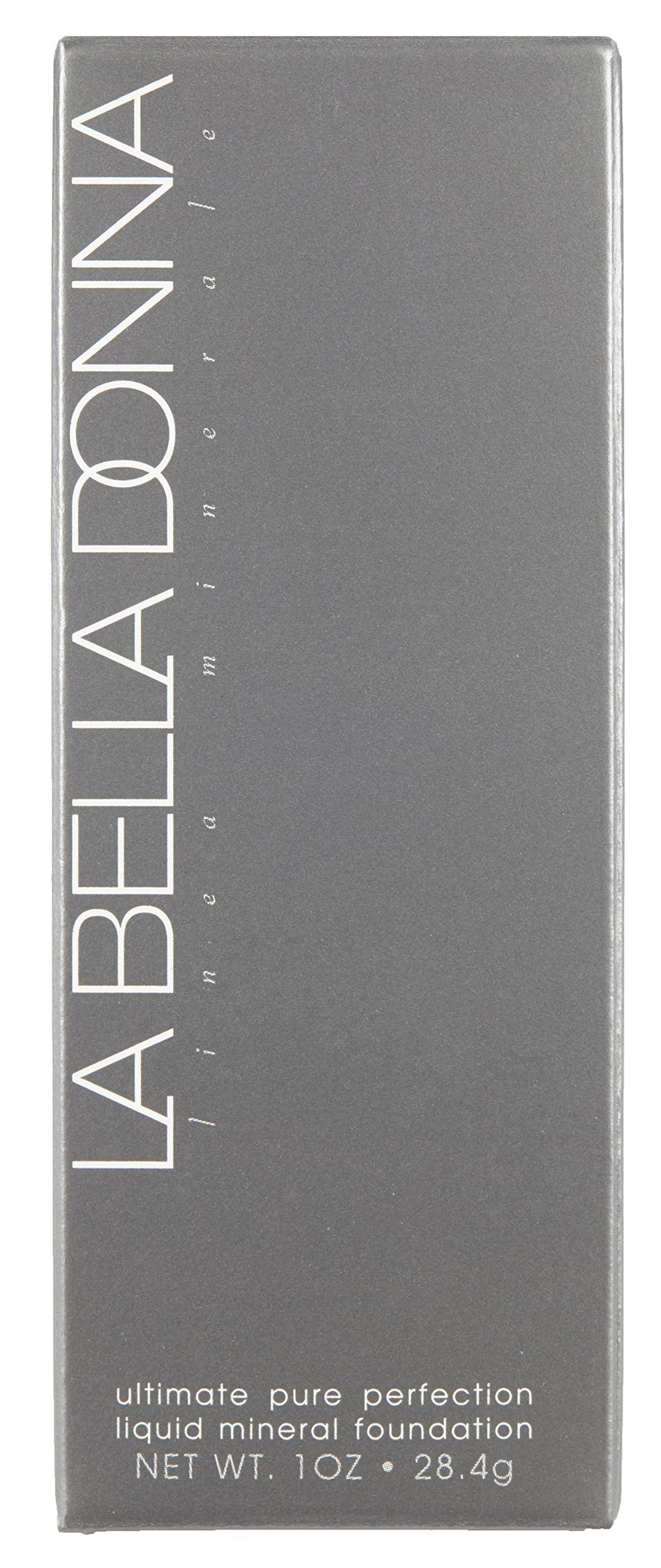 La Bella Donna Nicoletta foundation application demonstrates easy blending and hydration.